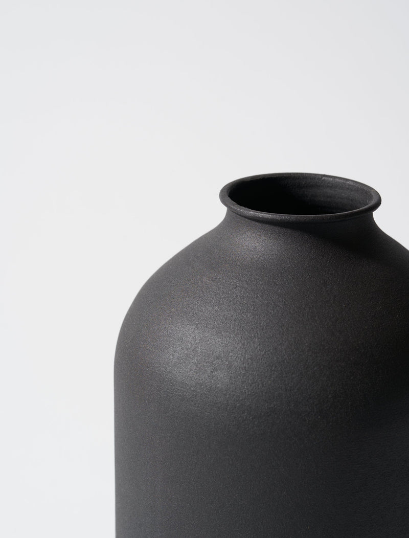 Arlo Vase - Mattschwarz